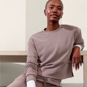 Athleta Seasoft Crewneck NWT